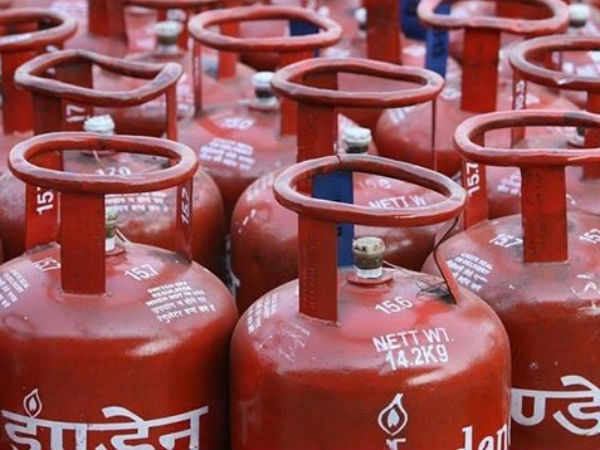 Subsidised LPG cylinder price slashed Subsidised LPG cylinder price slashed