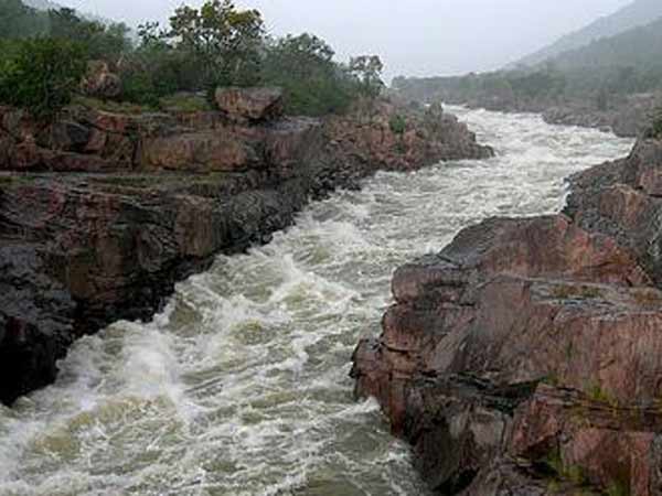 DMK protest against Meketadu dam across Cauvery
