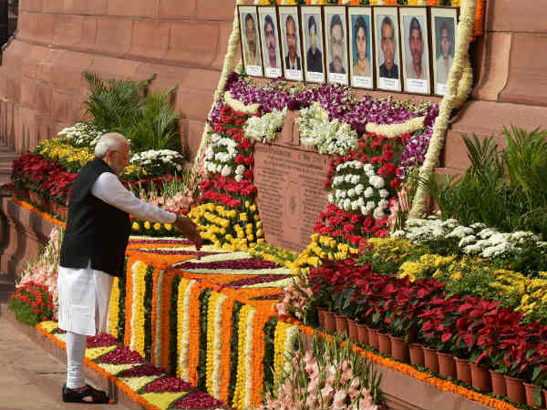 December 13 Parliament attack: Leaders pay homage to Indian Parliament attack victims December 13 Parliament attack: Leaders pay homage to Indian Parliament attack victims