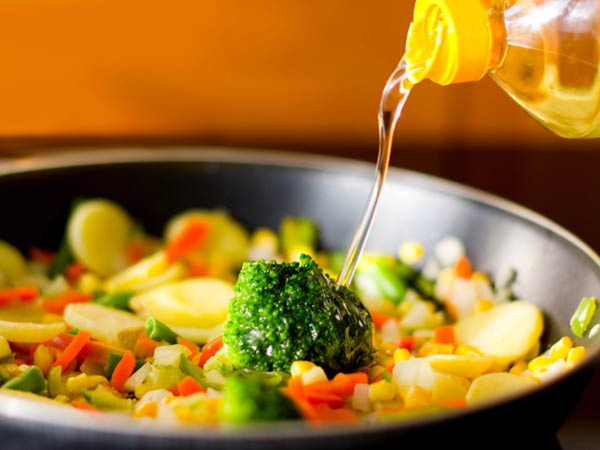 Standard cold pressed oil giving super offer Standard cold pressed oil giving super offer