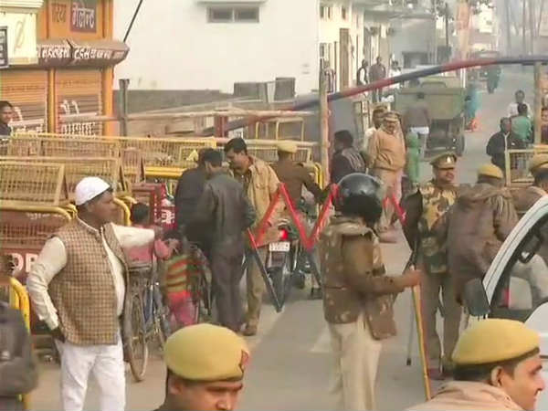 Babri Mosque demolition: 3 tire tight security installed in public places Babri Mosque demolition: 3 tire tight security installed in public places