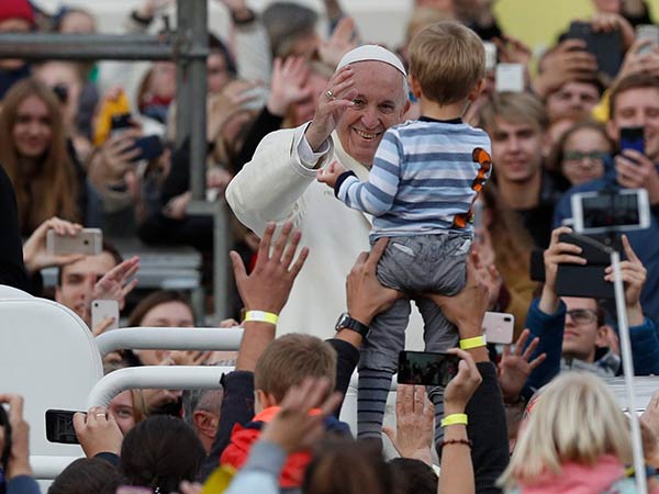 Pope Francis will make an historic visit to Abu Dhabi, Vatican announced Pope Francis will make an historic visit to Abu Dhabi, Vatican announced