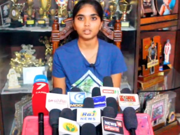மனைவி புகார்