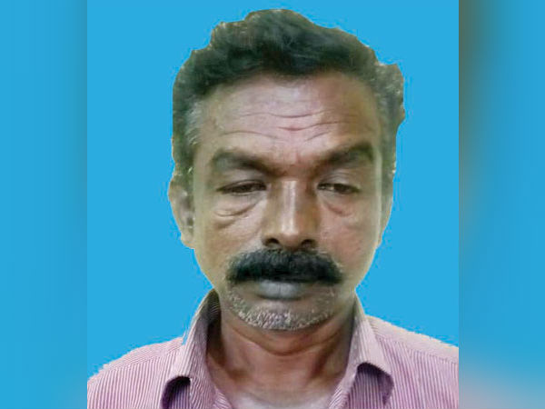 போலீஸில் ஒப்படைப்பு