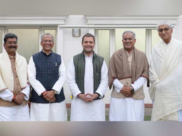 Rahul Gandhi meets leaders over Chhattisgarh Chief Minister Rahul Gandhi meets leaders over Chhattisgarh Chief Minister