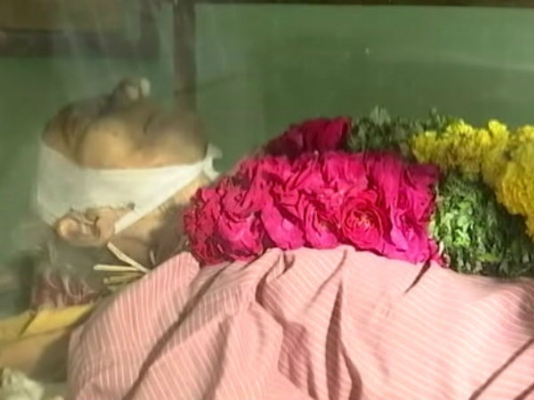மகனின் பெயர் 'மோர்ஸ்'