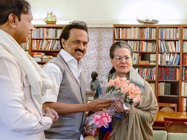தமிழகத்தில் சந்திக்கிறது