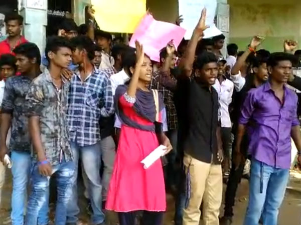 Collage students enter protest against Tuticorin Sterlite re open Collage students enter protest against Tuticorin Sterlite re open