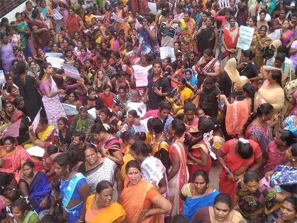 Transgender defense bill should be Withdrawn, says protesters in Chennai Transgender defense bill should be Withdrawn, says protesters in Chennai