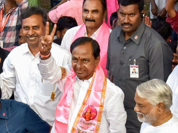 காங்கிரஸ், பாஜக ஏமாற்றியது