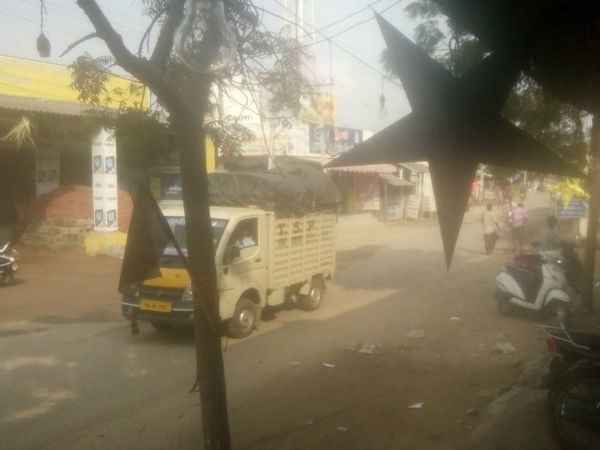 Tuticorin people hoist black flags at their homes against Sterlite plant Tuticorin people hoist black flags at their homes against Sterlite plant
