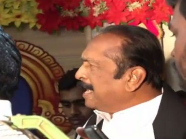 Vaiko has atatcked an youth at a wedding function Vaiko has atatcked an youth at a wedding function