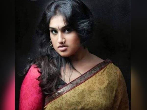 உதவியாளர்