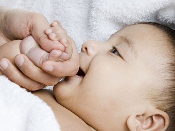 உலகின் முதல் குழந்தை