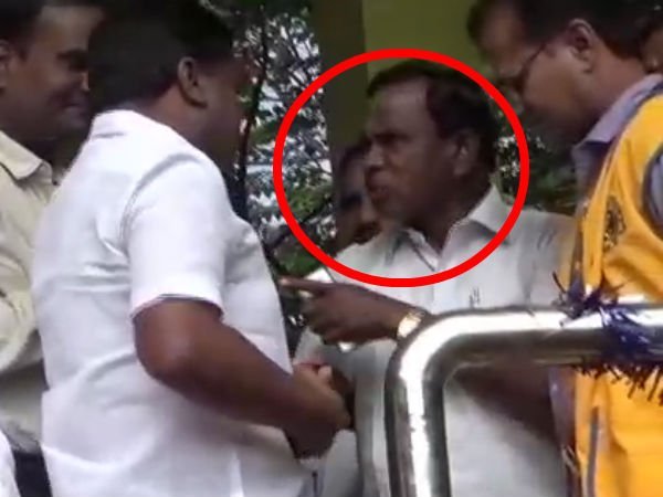 விழா மேடை
