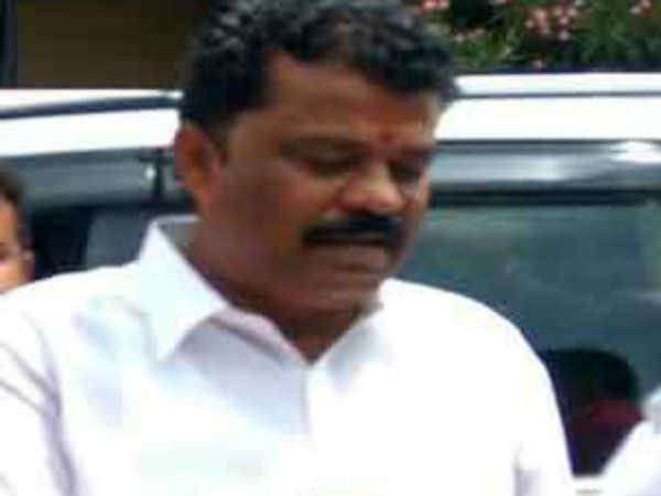 Tamil Nadu minister Balakrishna Reddy may resign from his minister post Tamil Nadu minister Balakrishna Reddy may resign from his minister post