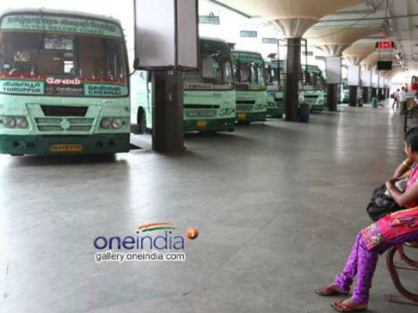 Minister M.R.Vijayabaskar started pre registration for special buses in CMBT Minister M.R.Vijayabaskar started pre registration for special buses in CMBT