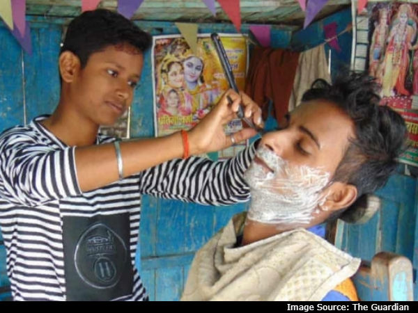 சலூன் நடத்த முடிவு