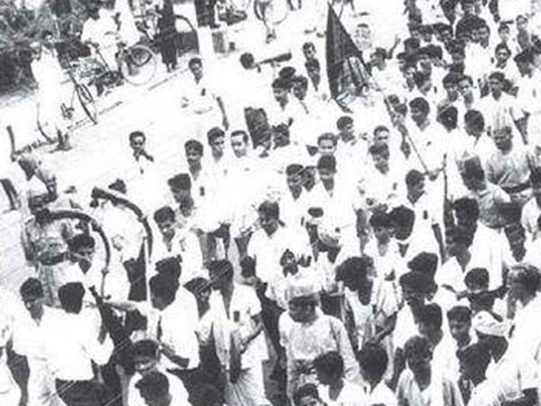 அப்போதே போராட்டம்