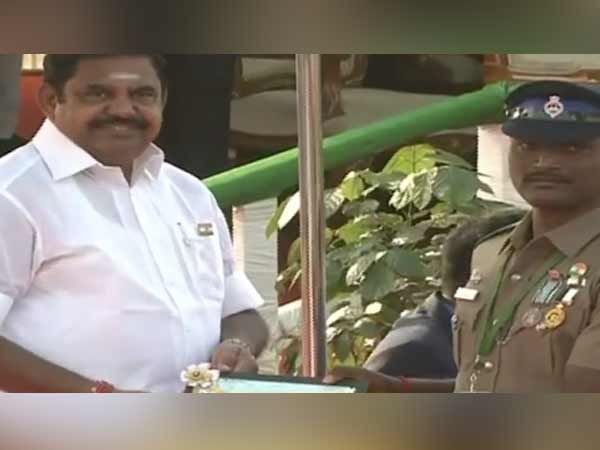 3 பேருக்கு அண்ணா பதக்கம்