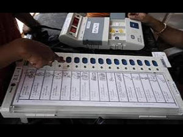 An event in london to display how evms in india can be hacked, by us expert An event in london to display how evms in india can be hacked, by us expert