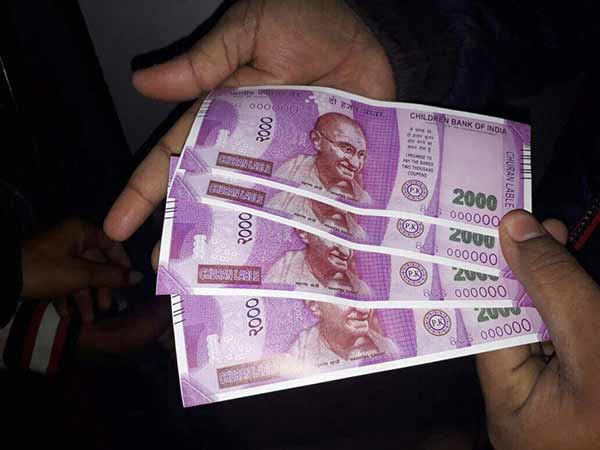 அரிசி மூட்டை குடோன்லயே இருக்கலாம்