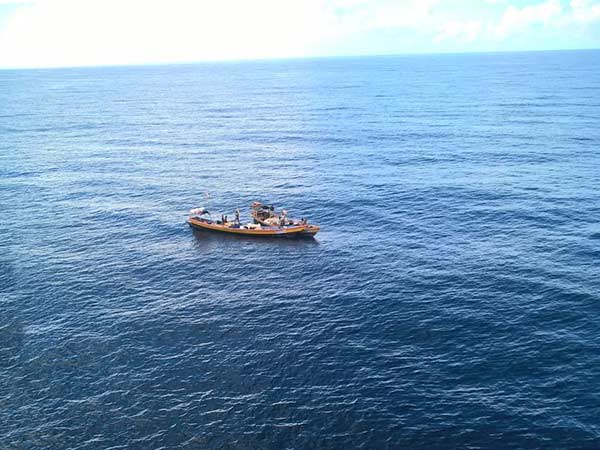 Sri Lankan Navy atrocity attacked on Rameswaram Fishermens Sri Lankan Navy atrocity attacked on Rameswaram Fishermens