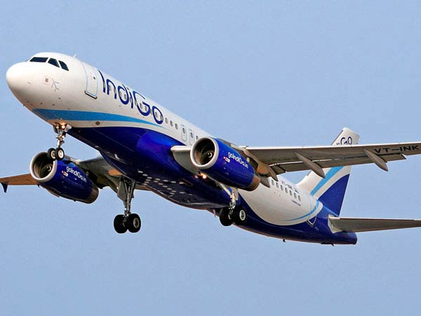 IndiGo Plane Stalls Mid-air with sparks and a Loud Bang forced to return to Chennai IndiGo Plane Stalls Mid-air with sparks and a Loud Bang forced to return to Chennai