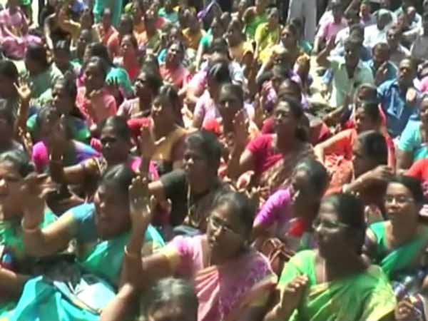 சம்பளம் பிரச்சனை