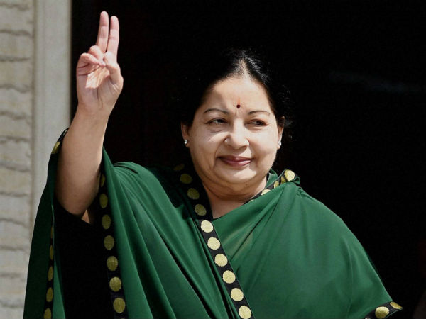 விசாரணை நடத்திய ஆறுமுகசாமி
