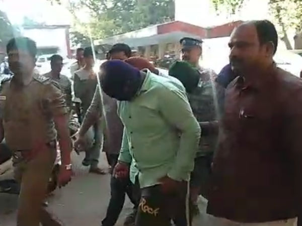 Police arrested 16 accused in Kalyan Jewellers robbery Police arrested 16 accused in Kalyan Jewellers robbery
