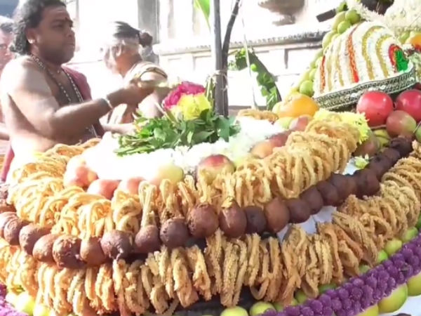முறுக்கு, அதிரசம்