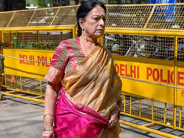 Nalini Chidambaram named in CBI chargesheet in Saradha scam Nalini Chidambaram named in CBI chargesheet in Saradha scam