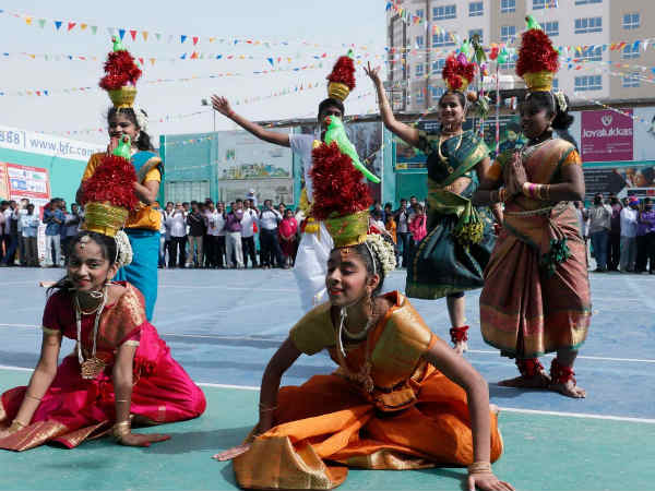 கிராமிய கலைகளுடன் உற்சாகம்