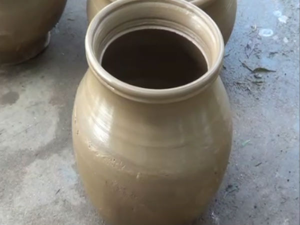 Government give free pots to ration card holders says traditional pot manufacturers in villupuram Government give free pots to ration card holders says traditional pot manufacturers in villupuram