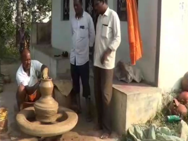 Government give free pots to ration card holders says traditional pot manufacturers in villupuram Government give free pots to ration card holders says traditional pot manufacturers in villupuram