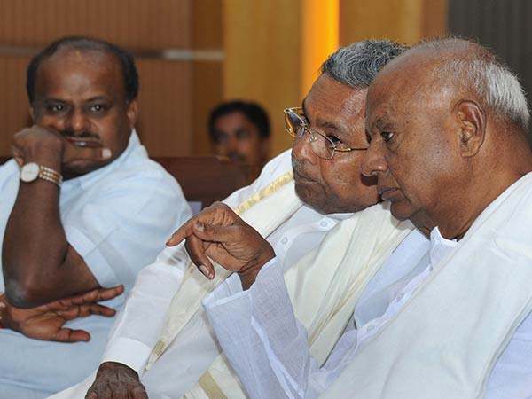 எம்எல்ஏக்கள் மிஸ்சிங்
