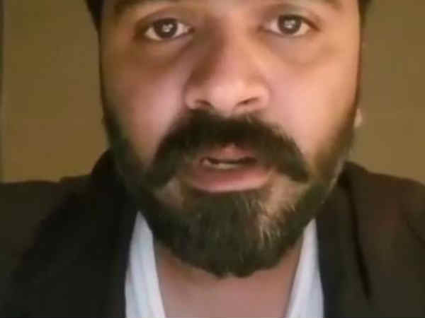 அண்டாவில் பாலாபிஷேகம்