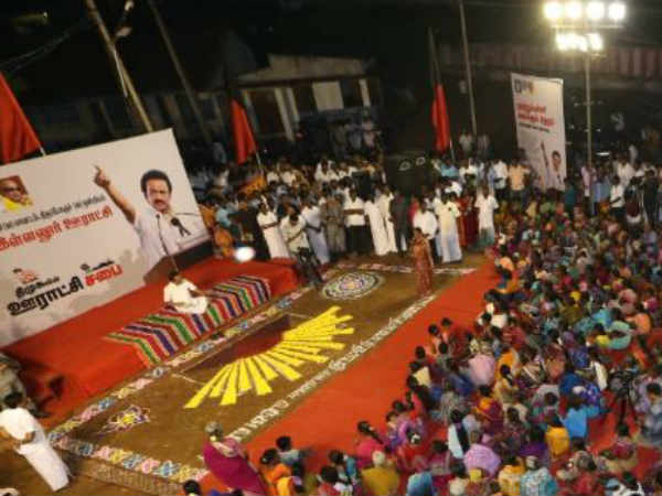 எல்லோரும் வருகிறார்கள்