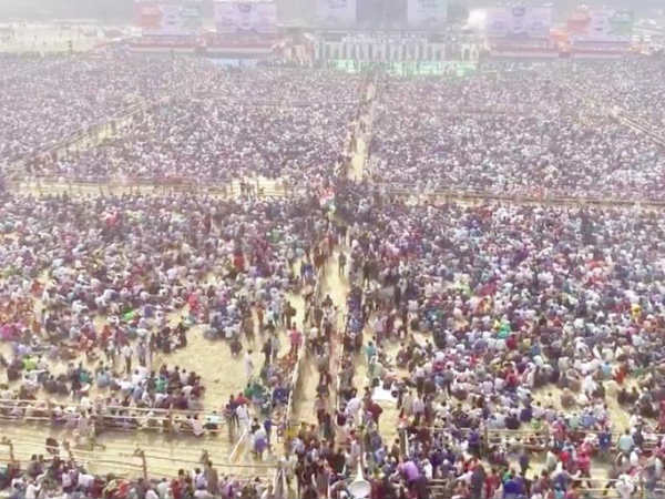 நேர்கோட்டில்