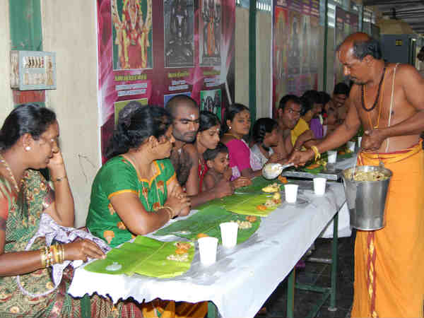பசித்த வயிறுக்கு உணவு