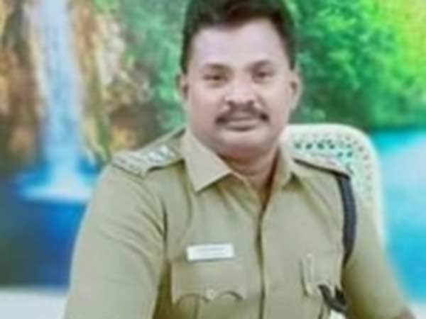 Trichy Assistant Commissioner Arul amaran Arrested over rs 50,000 bribe Complaint Trichy Assistant Commissioner Arul amaran Arrested over rs 50,000 bribe Complaint