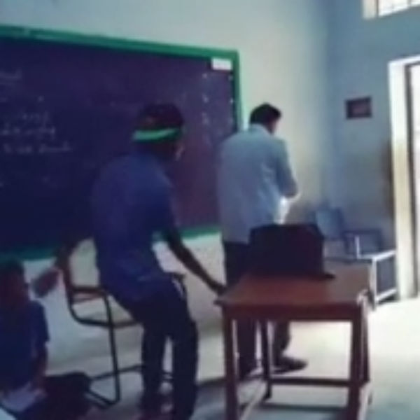 அவதூறு