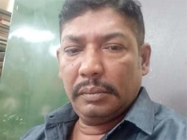 அழுதுகொண்டே வீடியோ