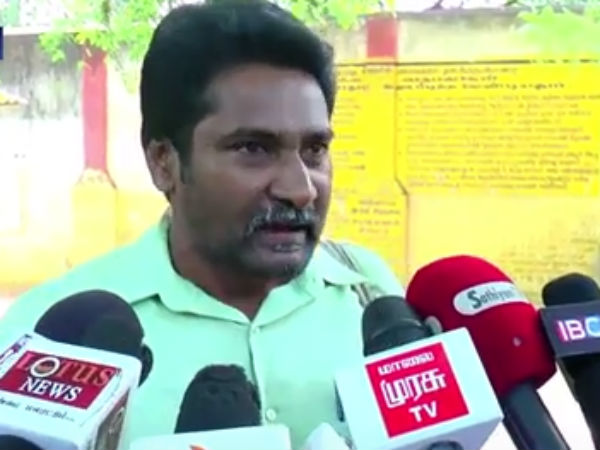 எங்கே சென்றார்