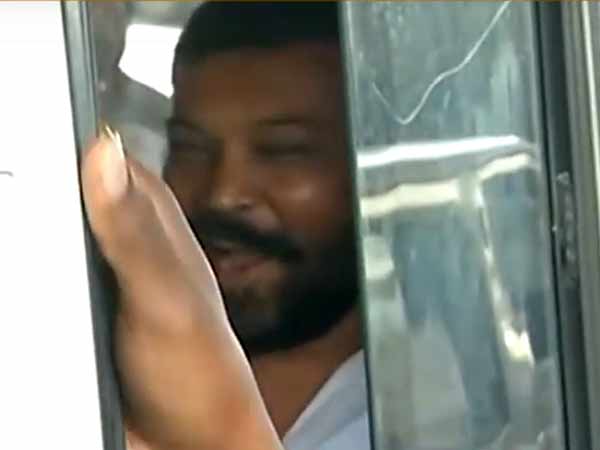முகத்தில் சிரிப்பு