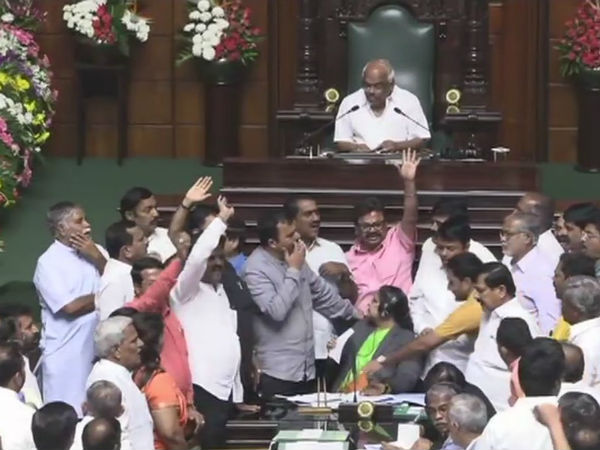 Protest in Karnataka Assembly by BJP MLAs as the government is not having majority Protest in Karnataka Assembly by BJP MLAs as the government is not having majority