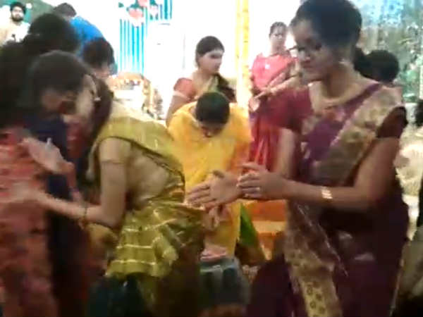 Daughter soundarya marriage dance, rajinikanth enjoyed with family members Daughter soundarya marriage dance, rajinikanth enjoyed with family members