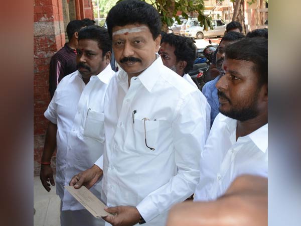 முற்றி வரட்டும்