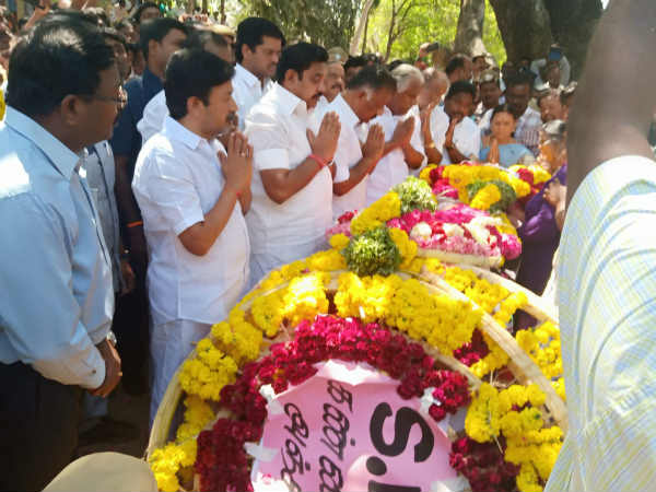 Villupuram AIADMK M.P Rajendran died in the car accident Villupuram AIADMK M.P Rajendran died in the car accident
